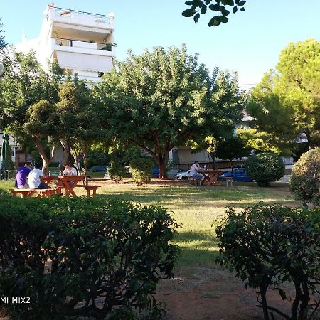 Beautiful House In Alimos Near To The Beach And Metro أثينا المظهر الخارجي الصورة