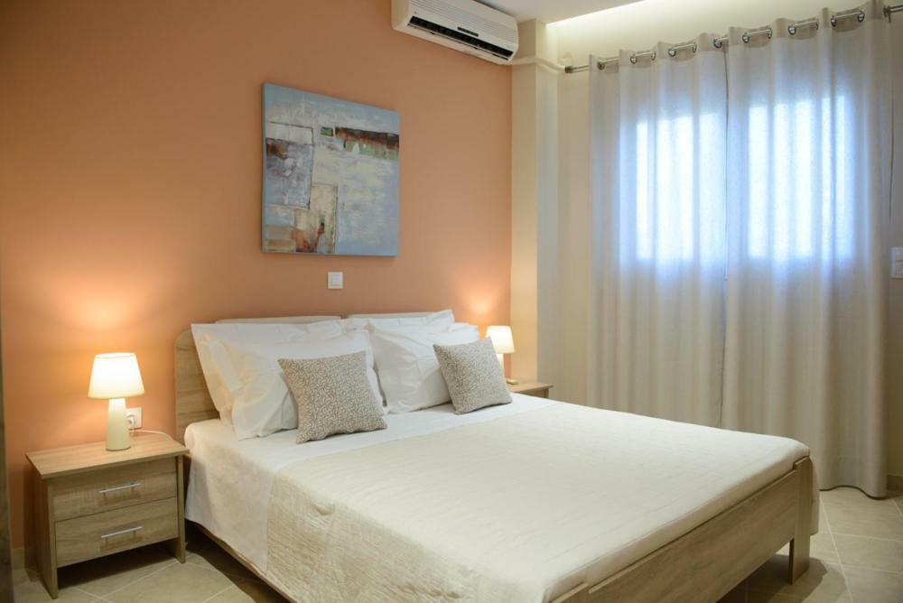 Beautiful House In Alimos Near To The Beach And Metro أثينا المظهر الخارجي الصورة
