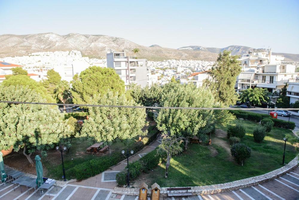 Beautiful House In Alimos Near To The Beach And Metro أثينا المظهر الخارجي الصورة